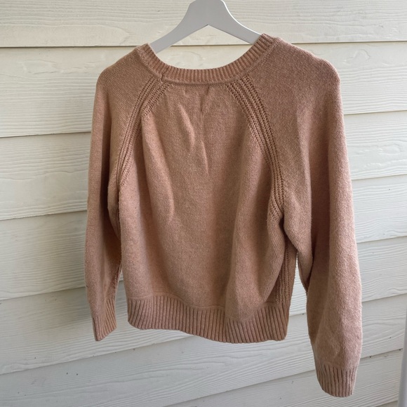 Universal Thread Sweater - Picture 3 of 6